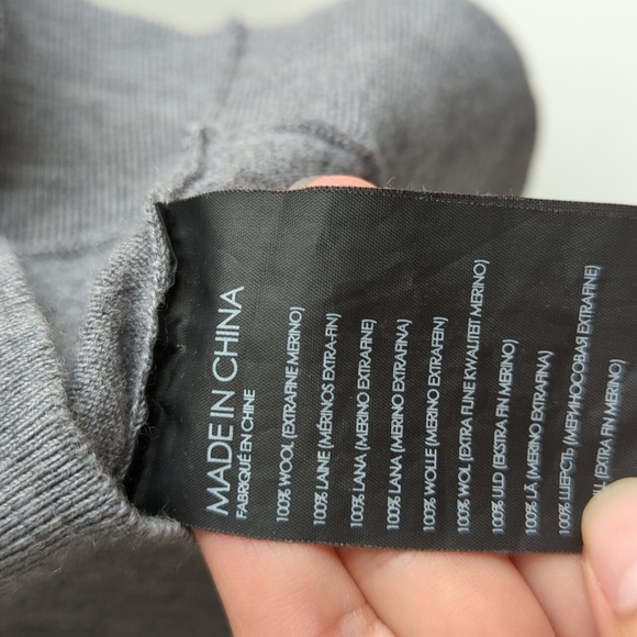 Club Monaco 100% Merino Wool XS - Picture 4 of 5